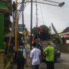 Proses pemasangan trafic lamp