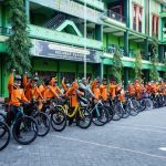 GASLUR: Gowes sAreng SeduLUR Momen Keluarga Besar SMK Wachid Hasjim Maduran